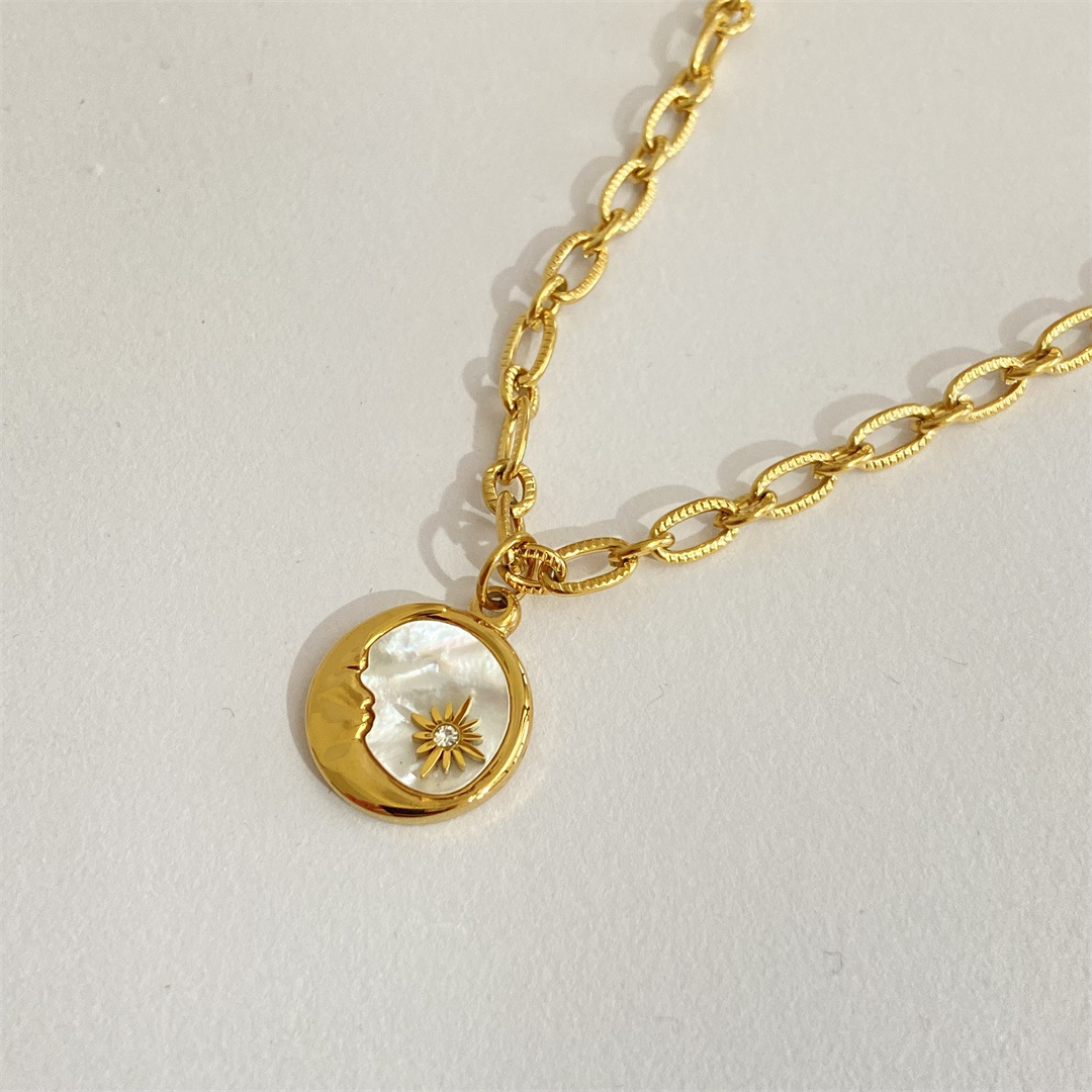 Pearl Disc Necklace – Sun & Moon
