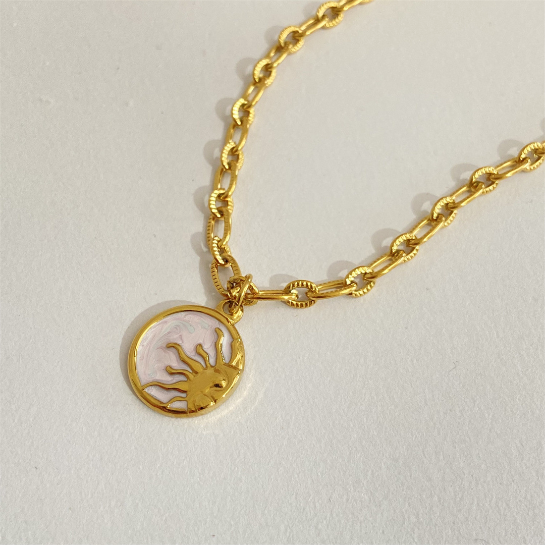 Pearl Disc Necklace – Sun & Moon